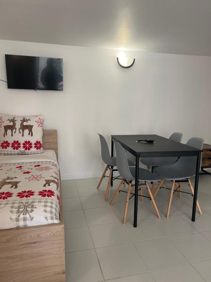 Chaudari Guest House Palaiseau Luaran gambar